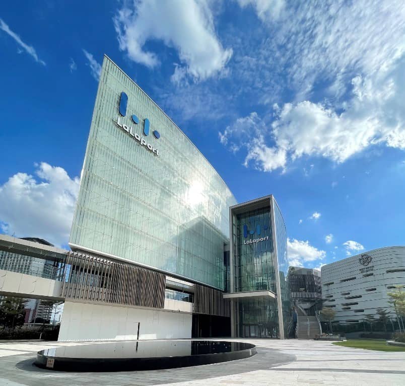 First southeast asia “lalaport” is open in kuala lumpur