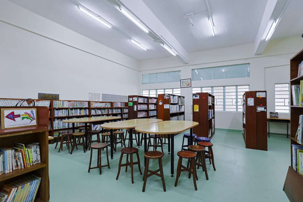 YinStudios_42_Library